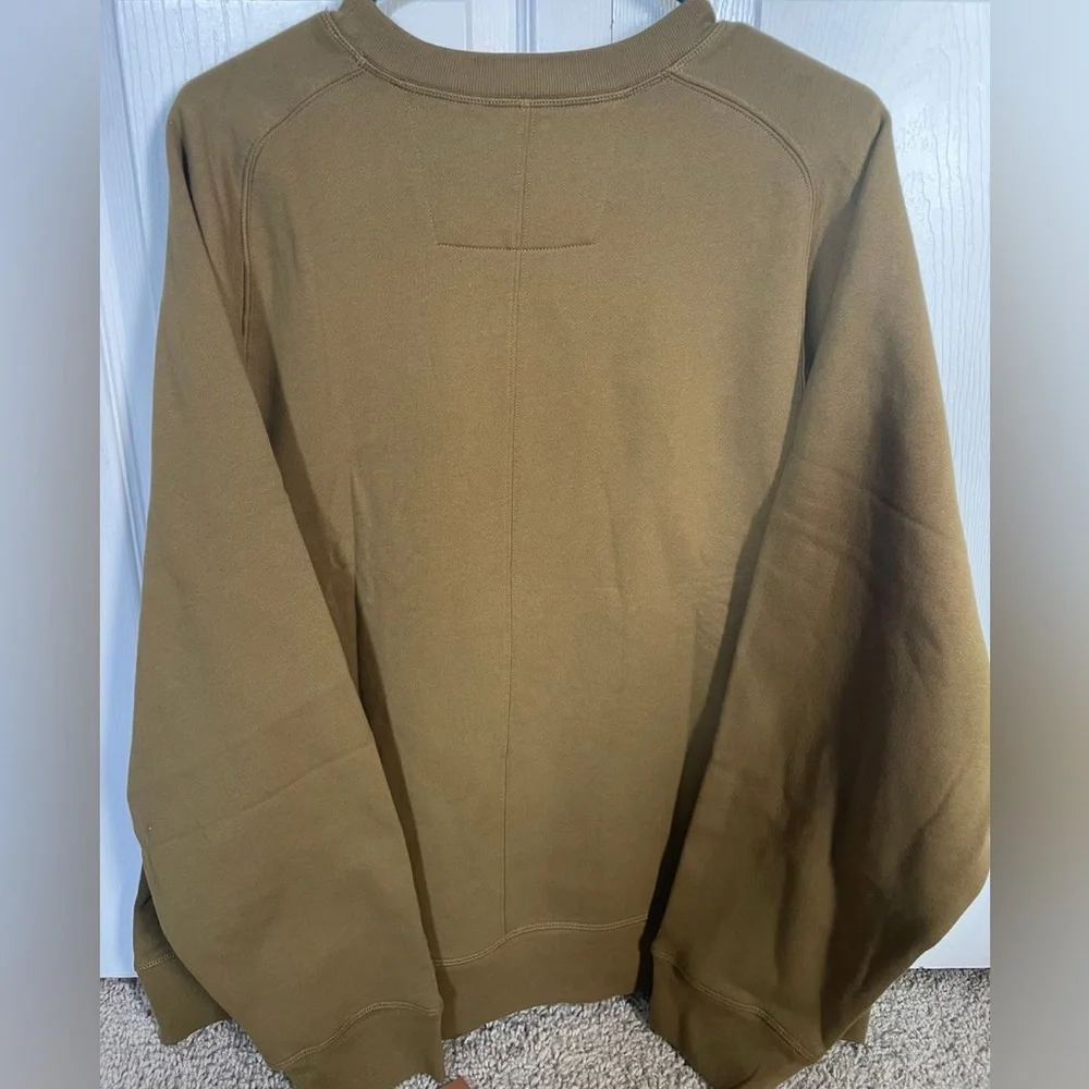 Girlfriend Collective Sweatshirt - Size 8, color: Thorn - Picture 3 of 6